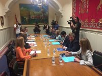 CC y PP abren una negociación "colaborativa y transparente" y se dan de plazo hasta la primera quincena de julio