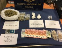 Detenidas dos personas en Burlada por tráfico de drogas