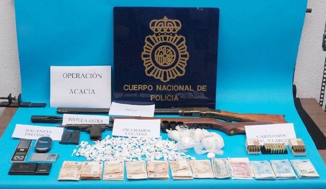 "La Policía Nacional Desarticula Un Punto De Venta De Cocaína Y Se Incauta De 23