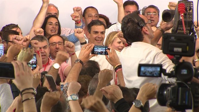 Pedro Sánchez va tancant la nova Executiva del PSOE