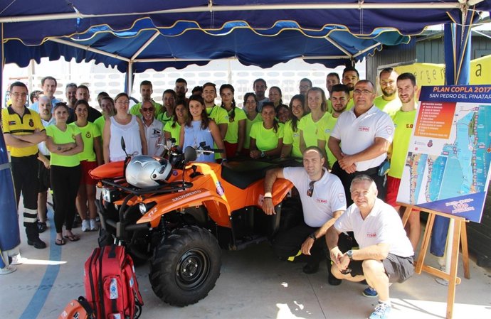 Un total de 40 socorristas vigilan este verano las playas de San Pedro 