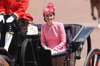 Kate Middleton brilla de rosa en el 'Trooping Colour'