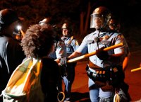 Detenidas 18 personas durante las protestas por la absolución de un policía que mató a un negro en Minnesota