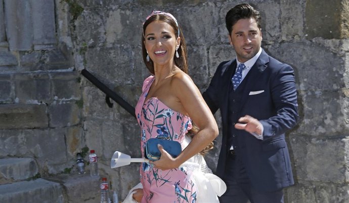 PAULA ECHEVARRÍA Y BUSTAMANTE