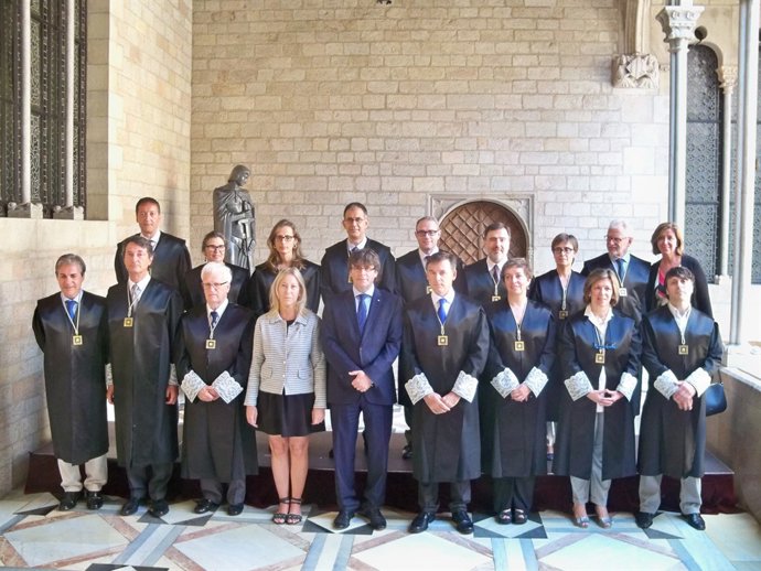 Comissió Jurídica Assessora Generalitat,pte.C.Puigdemont,consellera Neus Munté