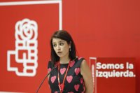 El PSOE no renuncia a presentar una moción de censura contra Rajoy pero ve "muy complicado" que salga adelante