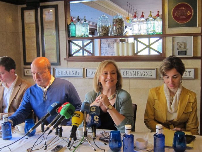 Luis Venta, Mercedes Fernández y Emma Ramos, PP de Asturias
