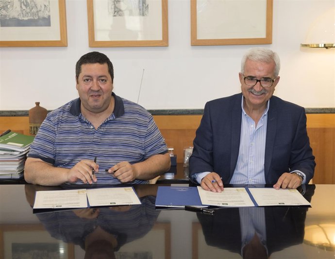 Firma de convenio entre la Junta de Andalucía y la FAER