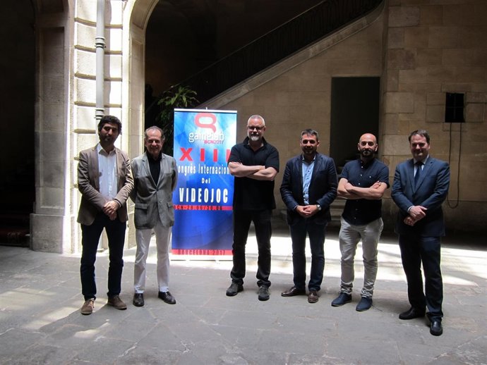 Presentación del Gamelab, con su dtor.I.Fdez.Lobo y el secr.J.Puigneró