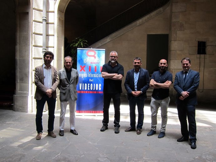 Presentació del Gamelab, amb el seu dtor.I.Fdez.Llop i el secr.J.Puigneró