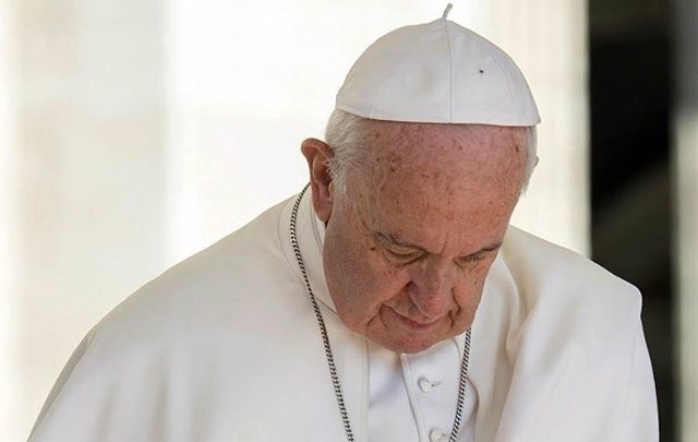 El Papa Francisco reza por las víctimas de la violencia terrorista