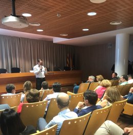 Visita de la delegació internacional d'Acció