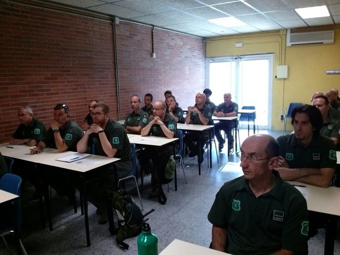 Un grup d'agents rurals en la formació