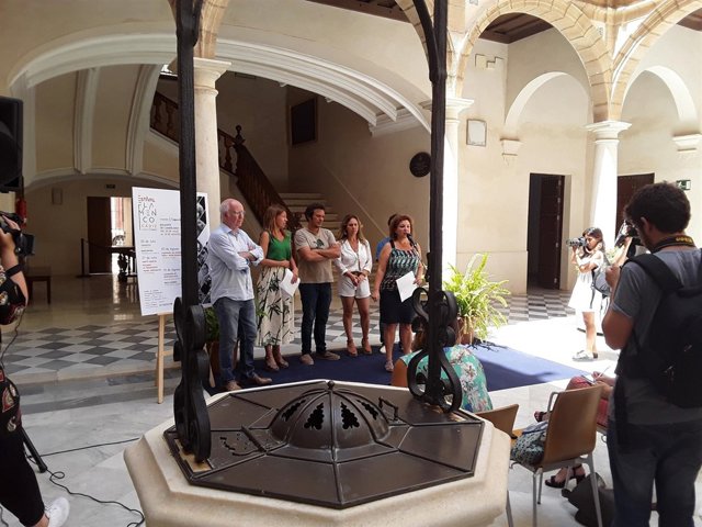 Presentación de los conciertos entre Fundación Cajasol y Ayuntmiento de Cádiz