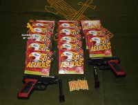 Confiscan 760 artículos pirotécnicos y dos pistolas de 'airsoft' en la Feria de Frigiliana
