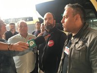 Seguimiento masivo de la huelga de autobuses en Galicia en la primera jornada