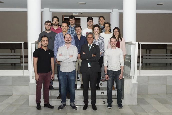 El presidente del Colegio de Médicos con miembros de la Mesa de Formación