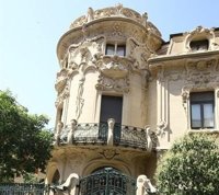 La SGAE afirma que colabora con el registro de la policía y precisa que no afecta a la entidad sino a algunos asociados