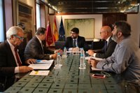 El presidente de la Comunidad resalta la contribución de Amusal al sistema educativo