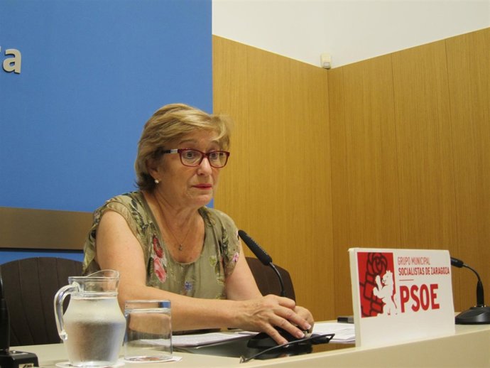 Lola Campos (PSOE)             