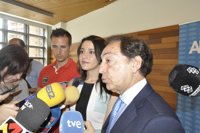 Inés Arrimadas (Cs) apuesta por "construir una alternativa" a Puigdemont y celebrar elecciones en Cataluña