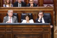 Santamaría acusa a Puigdemont de "frivolizar" con su "desgraciada" comparación del proceso soberanista con ETA 