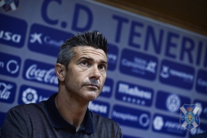 El entrenador del Tenerife José Luis Martí