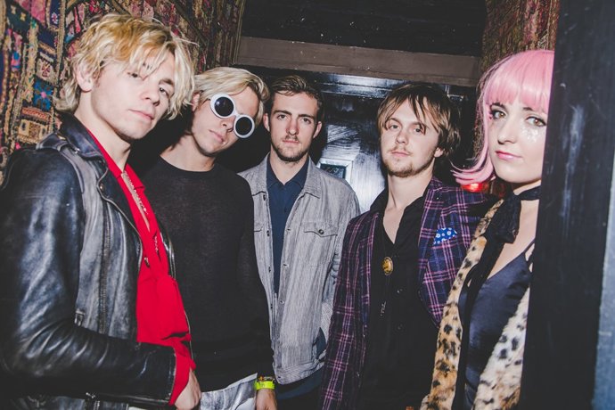 R5