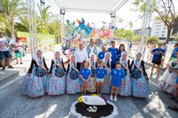 Baver-Els Antigons gana el primer premio Infantil de las Fogueres 2017