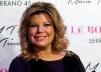 Terelu Campos se une al club de escritores de Sálvame con su primer libro