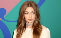 Gigi Hadid barre las calles de Nueva York con sus pantalones de Stella McCartney