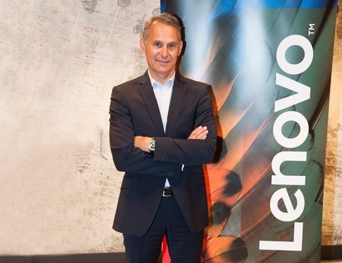 El presidente para EMEA y vicepresidente del Grupo Lenovo, Francois Bornibus