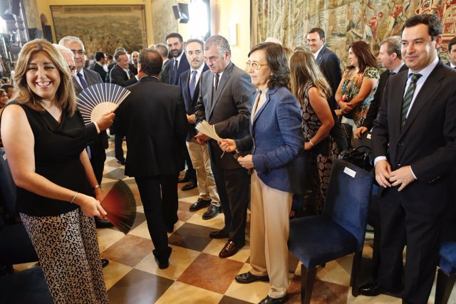 Susana Díaz y Juanma Moreno, en el Pleno Institucional de la Cámara