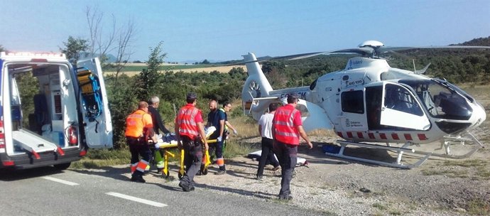 Servicios de emergencia atienden a un conductor indispuesto en la NA-178.