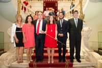 Oposición advierte que serán "vigilantes" para "intentar que si alguien mete la mano en la caja, se deje las uñas"