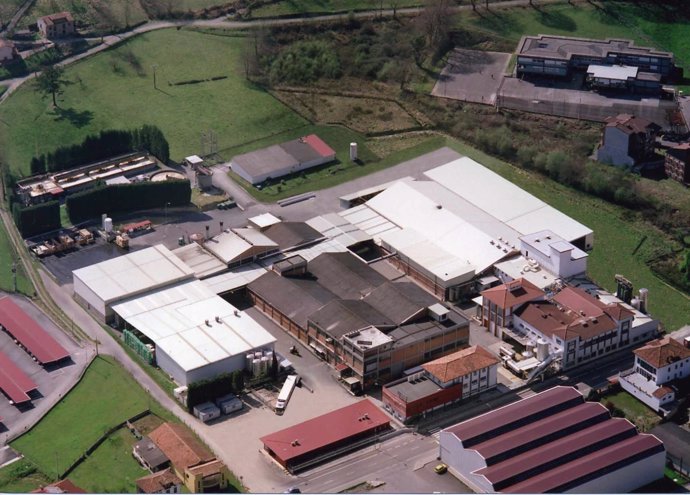 Fábrica de Nestlé en Sebares (Asturias)