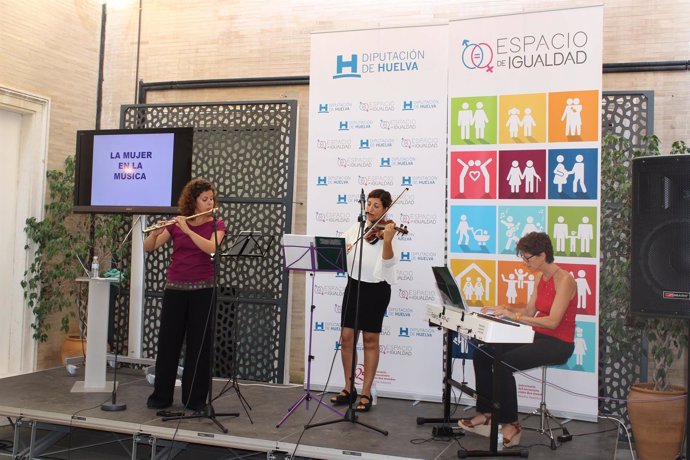 Primera actividad del proyecto de la Diputación de Huelva 'Espacio de igualdad'