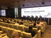 Empresarios sitúan a los clientes como centro de atención de la nueva economía