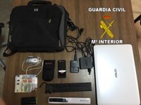 Detenido un vecino de Andújar acusado de robar 5.000 euros del interior de un vehículo