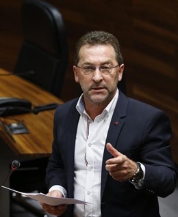 El consejero de Educación y Cultura, Genaro Alonso