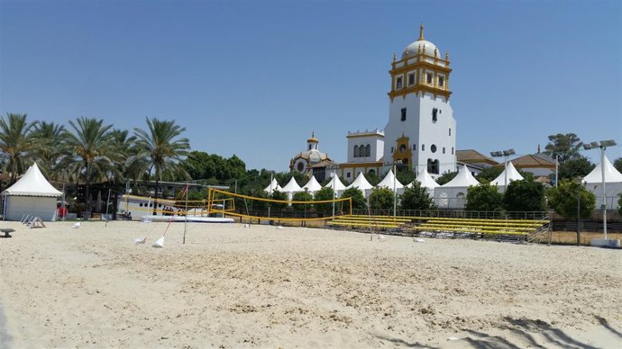 Zona deportiva de la nueva playa del Puerto de Sevilla