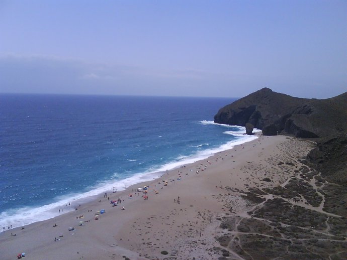 Playa De Los Muertos. Carboneras