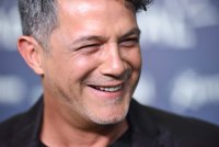 Alejandro Sanz repasa las canciones más emblemáticas de su repertorio en "Más es más"