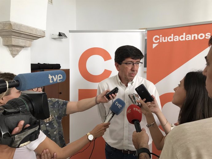 El presidente y portavoz de Cs en el Parlamento andaluz, Juan Marín