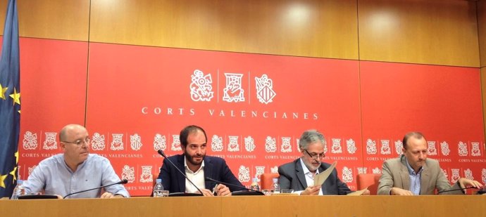 Marí i altres tres diputats que abandonen Cs 