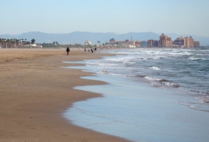 Imagen de archivo de la playa de La Patacona