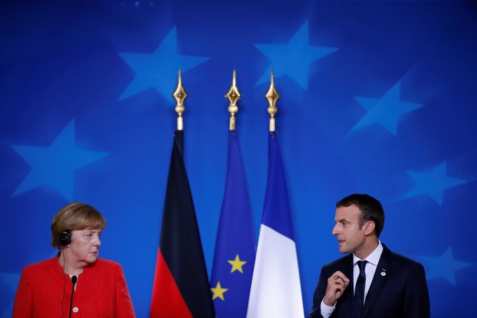 Angela Merkel y Emmanuel Macron en Bruselas