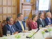 Los Reyes se despiden de Santander con un encuentro con jóvenes emprendedores