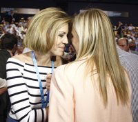 Cifuentes hace balance este domingo de los dos años del "nuevo" PP al frente de la Comunidad arropada por Cospedal