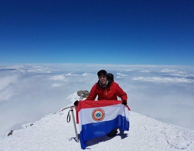 Camilo Román monte Elbrus